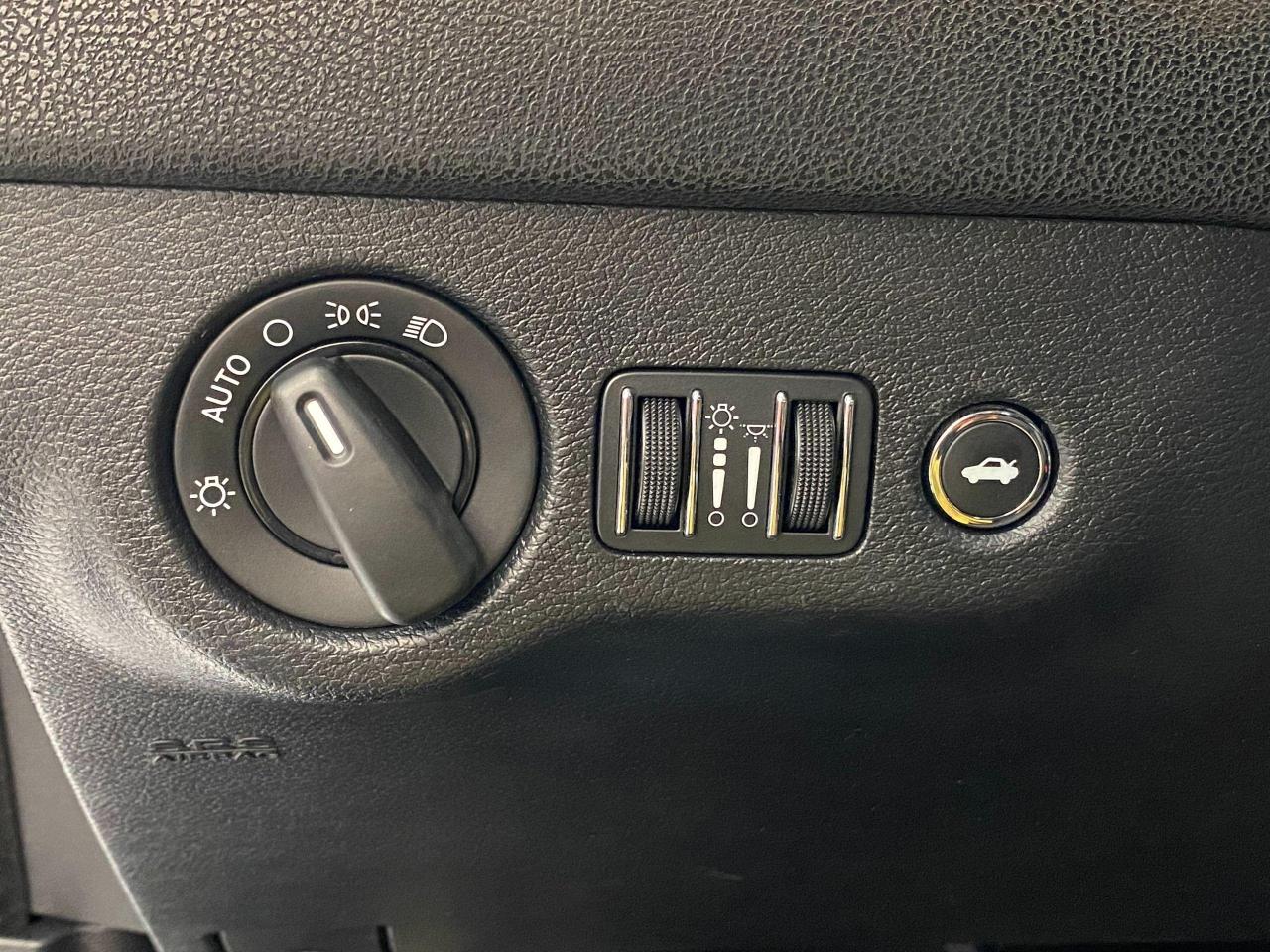 2011 Chrysler 300 Touring+Leather+Push Start+New Brakes+A/C+ - Photo #48