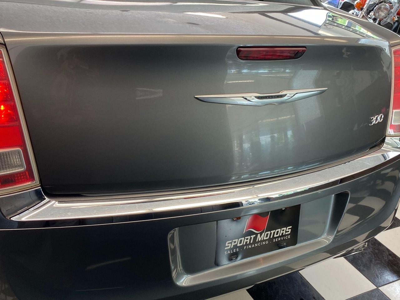 2011 Chrysler 300 Touring+Leather+Push Start+New Brakes+A/C+ - Photo #60