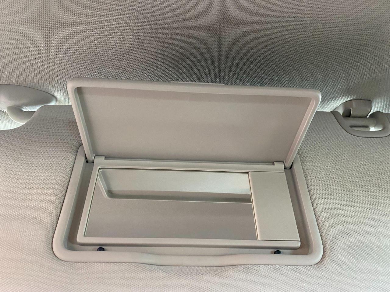 2019 Honda Civic LX+LKA+Camera+ApplePlay+AdaptiveCruise+CLEANCARFAX - Photo #48
