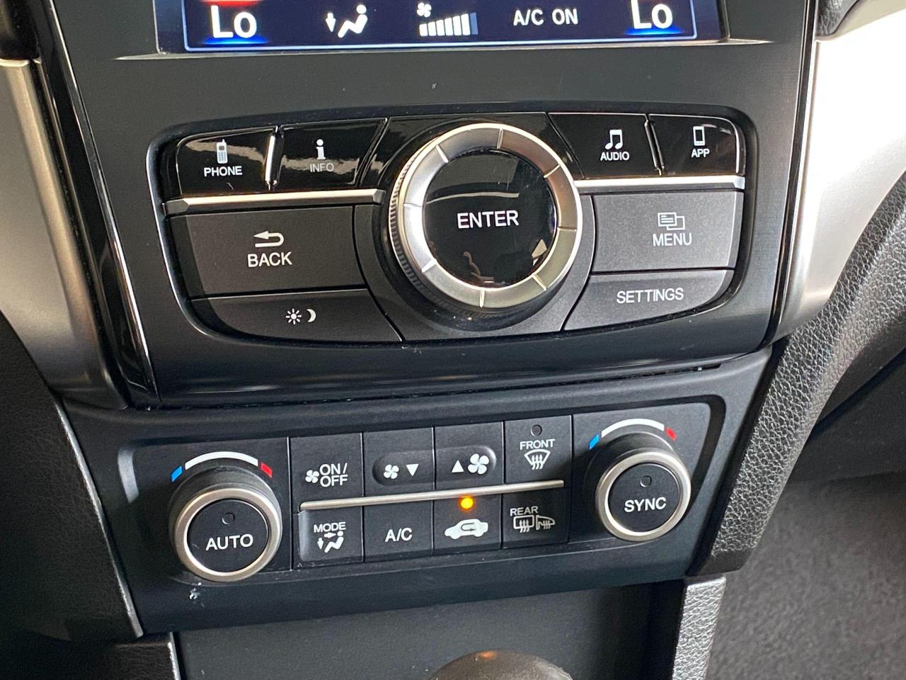 2018 Acura ILX Premium+Adaptive Cruise+Remote Start+CLEAN CARFAX Photo35