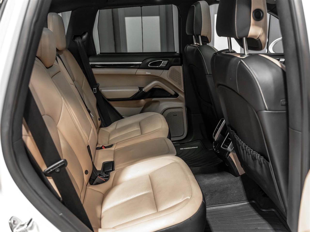 2018 Porsche Cayenne $2500 DOWN $328 BI WEEKLY ***PLATINUM EDITION|PREMIUM PLUS|LANE DEPART|LCA|BOSE|LOADED Photo