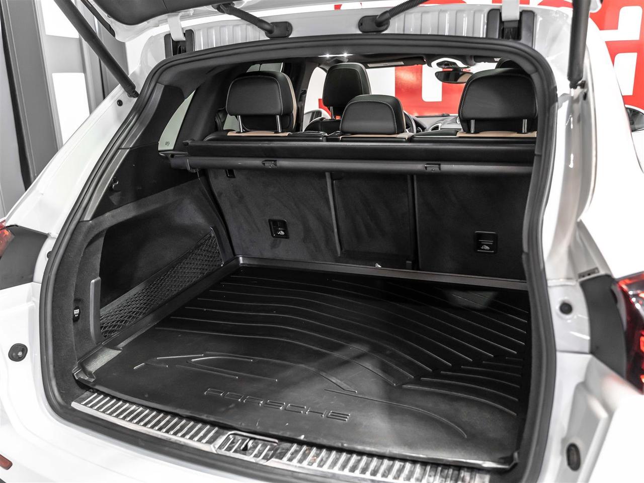 2018 Porsche Cayenne $2500 DOWN $328 BI WEEKLY ***PLATINUM EDITION|PREMIUM PLUS|LANE DEPART|LCA|BOSE|LOADED Photo