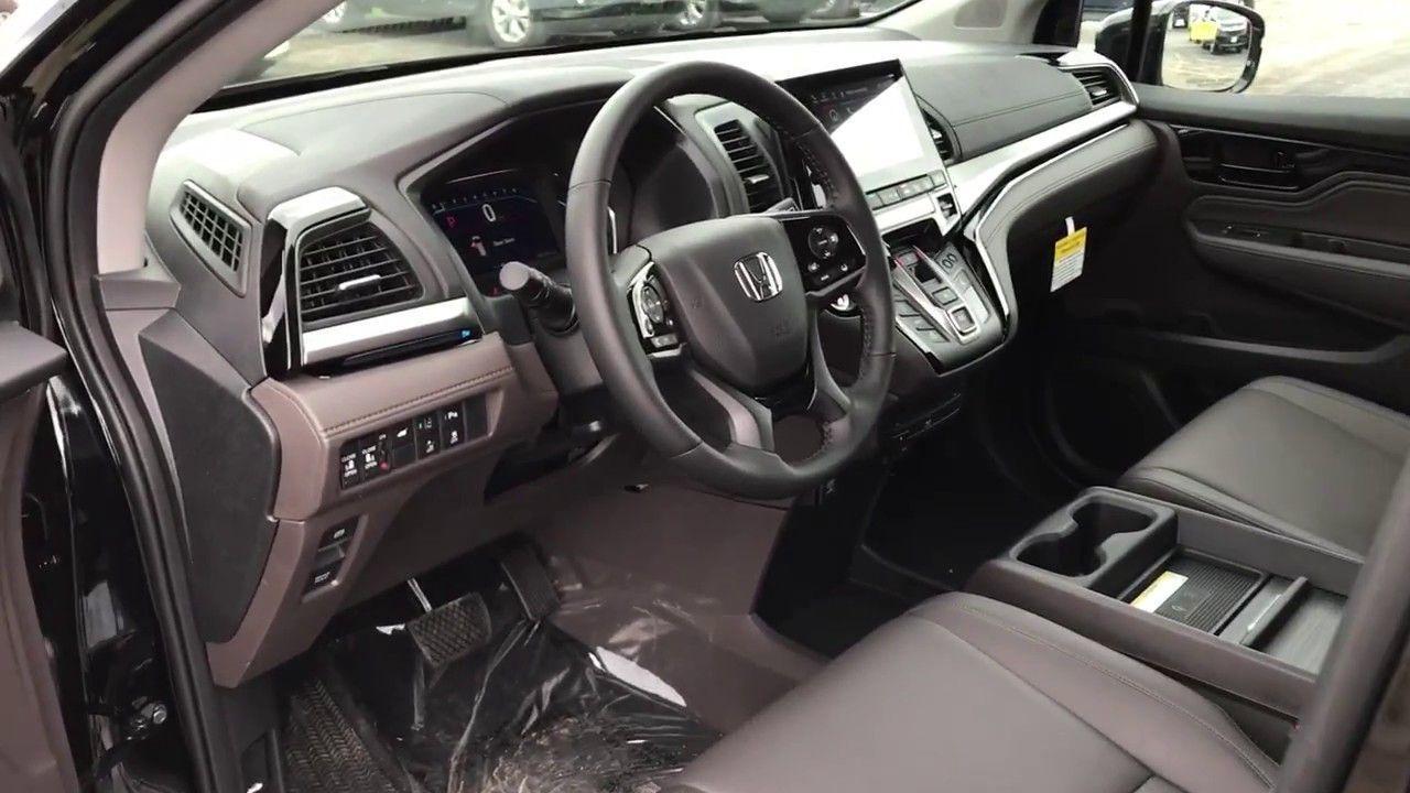 2018 Honda Odyssey Touring • No Accidents! - Photo #2