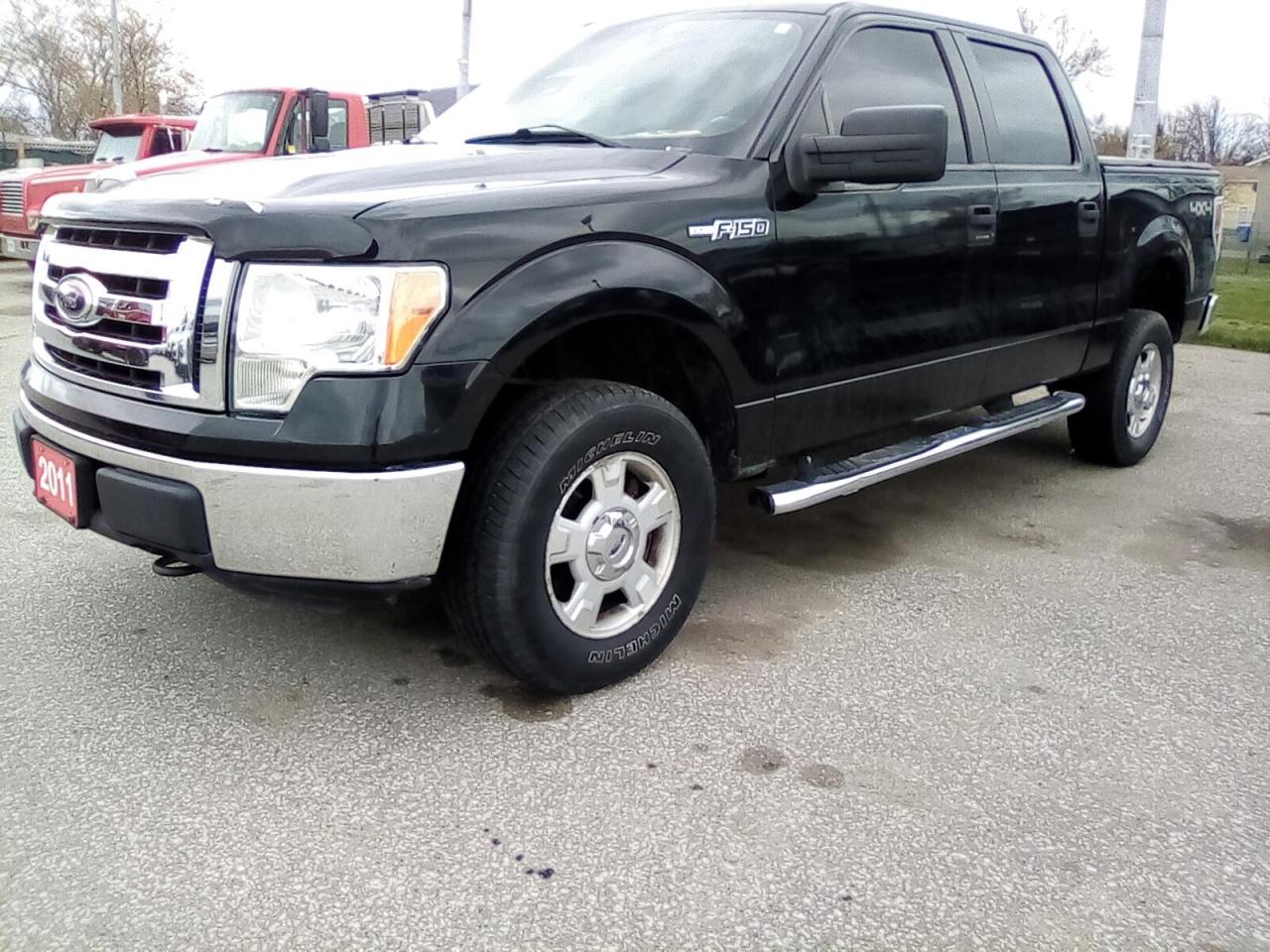 Used 2011 Ford F-150 SuperCrew 5.5-ft. Bed 4WD for sale in Leamington, ON