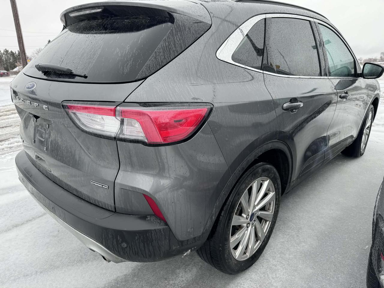 2021 Ford Escape 4DR TIT FHEV Photo3