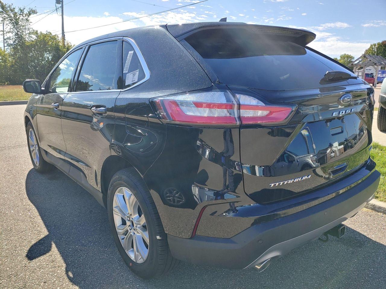 2021 Ford Edge Titanium