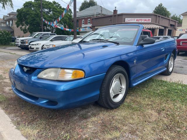 1995 Ford Mustang LOW KM’S SOFTTOP