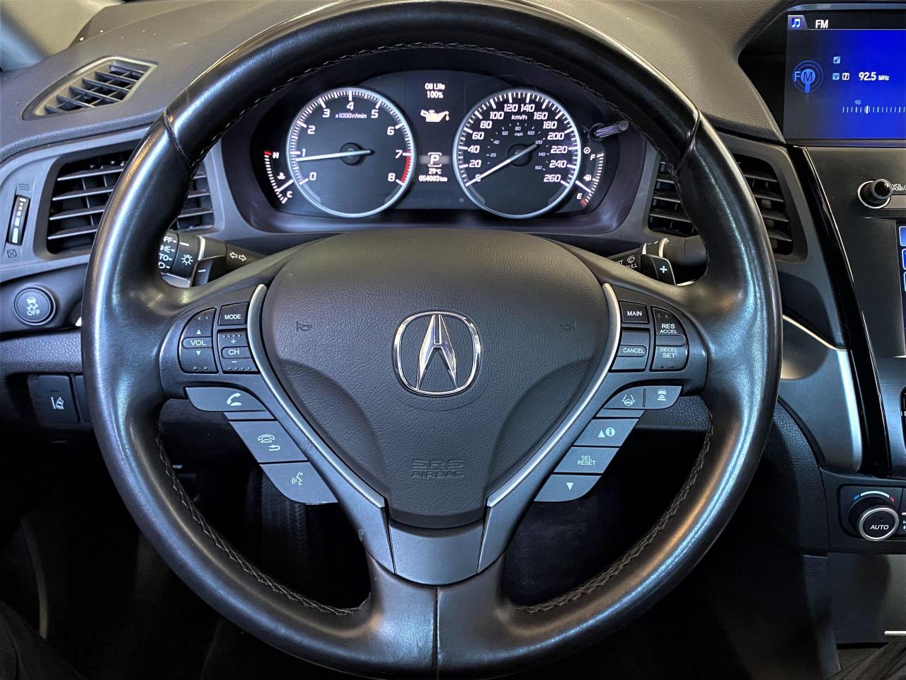 2017 Acura ILX PREMIUM+New Tires+Brakes+BlindSpot+CLEAN CARFAX - Photo #9