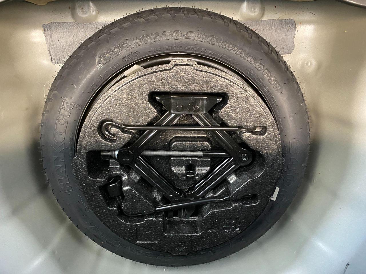 2016 Hyundai Sonata GLS+New Tires+Roof+Tinted+Blind Spot+Push Start - Photo #60