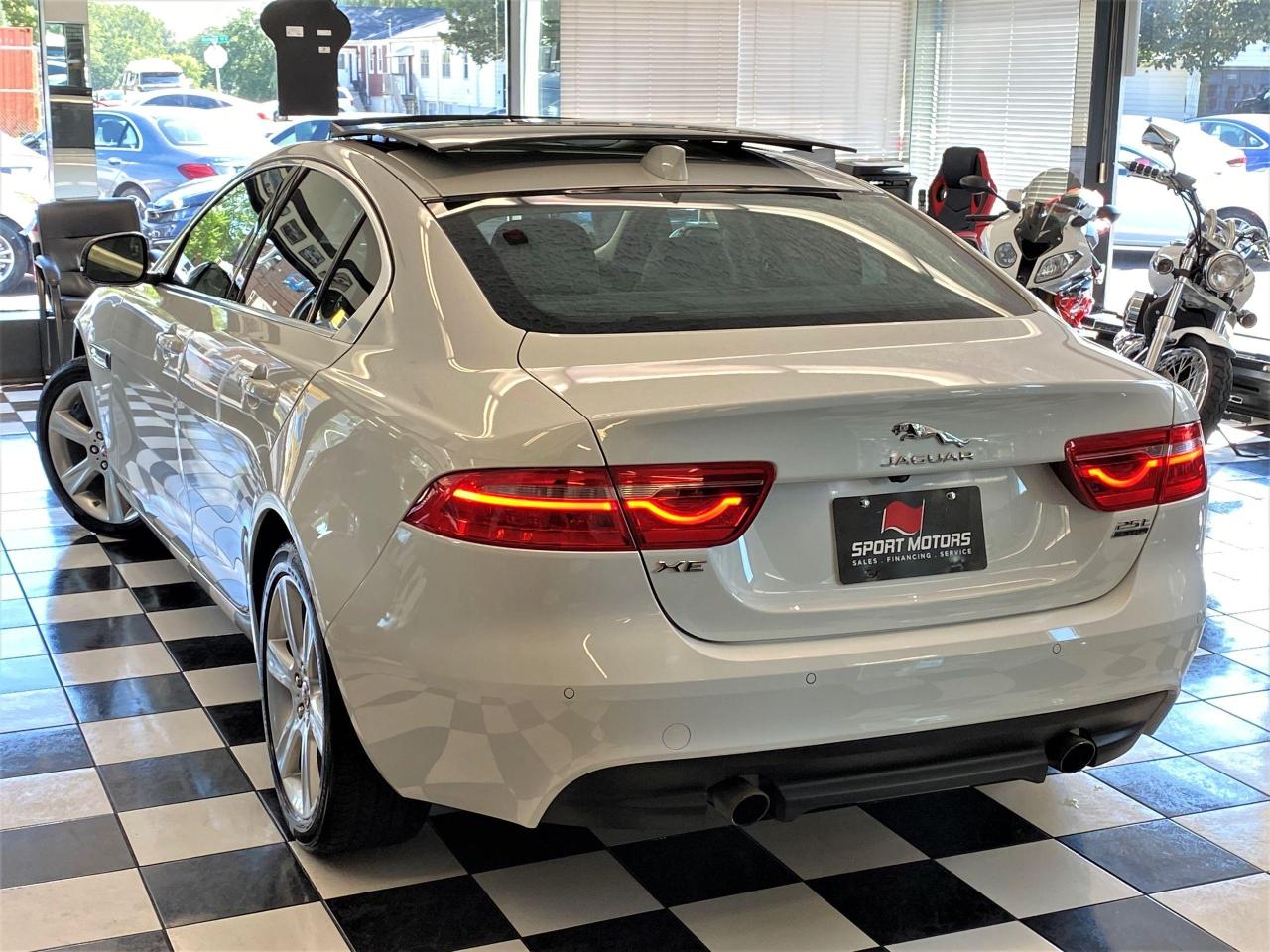 2018 Jaguar XE Prestige AWD+Apple Play+Cooled Seats+CLEAN CARFAX - Photo #14