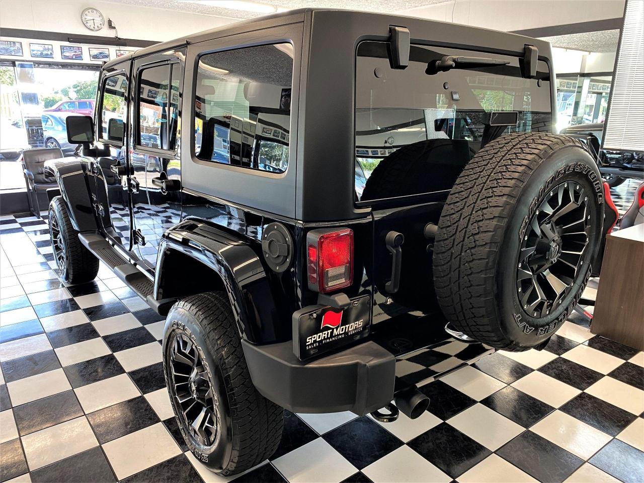 2017 Jeep Wrangler Sahara 4x4+Remote Start+Heated Seats+CLEAN CARFAX - Photo #2