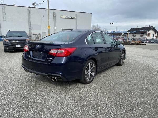 2018 Subaru Legacy LIMITED - Photo #5