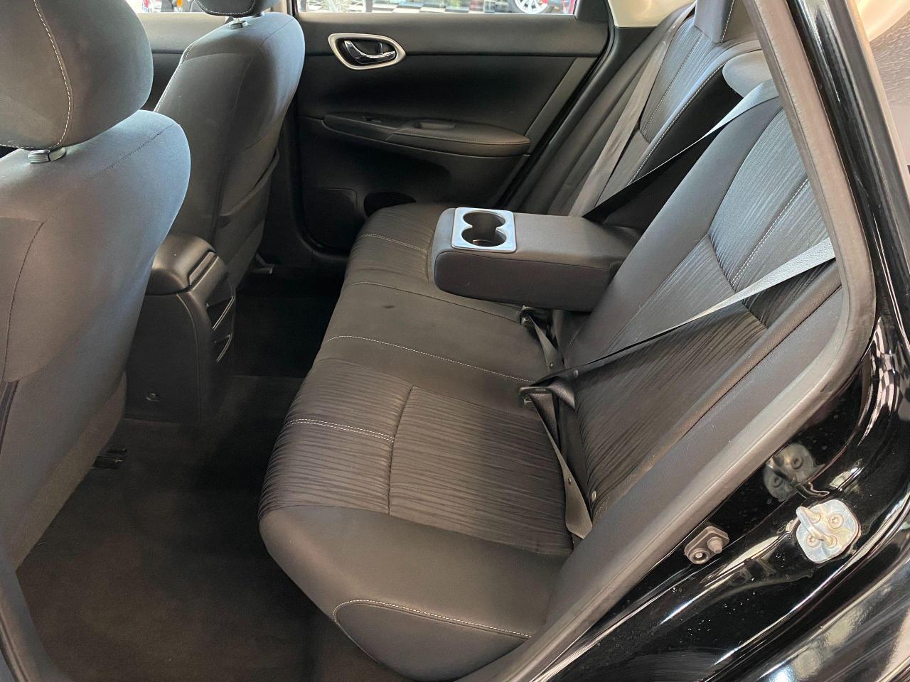 2017 Nissan Sentra SV+Camera+Heated Seats+Sunroof+ACCIDENT FREE Photo23