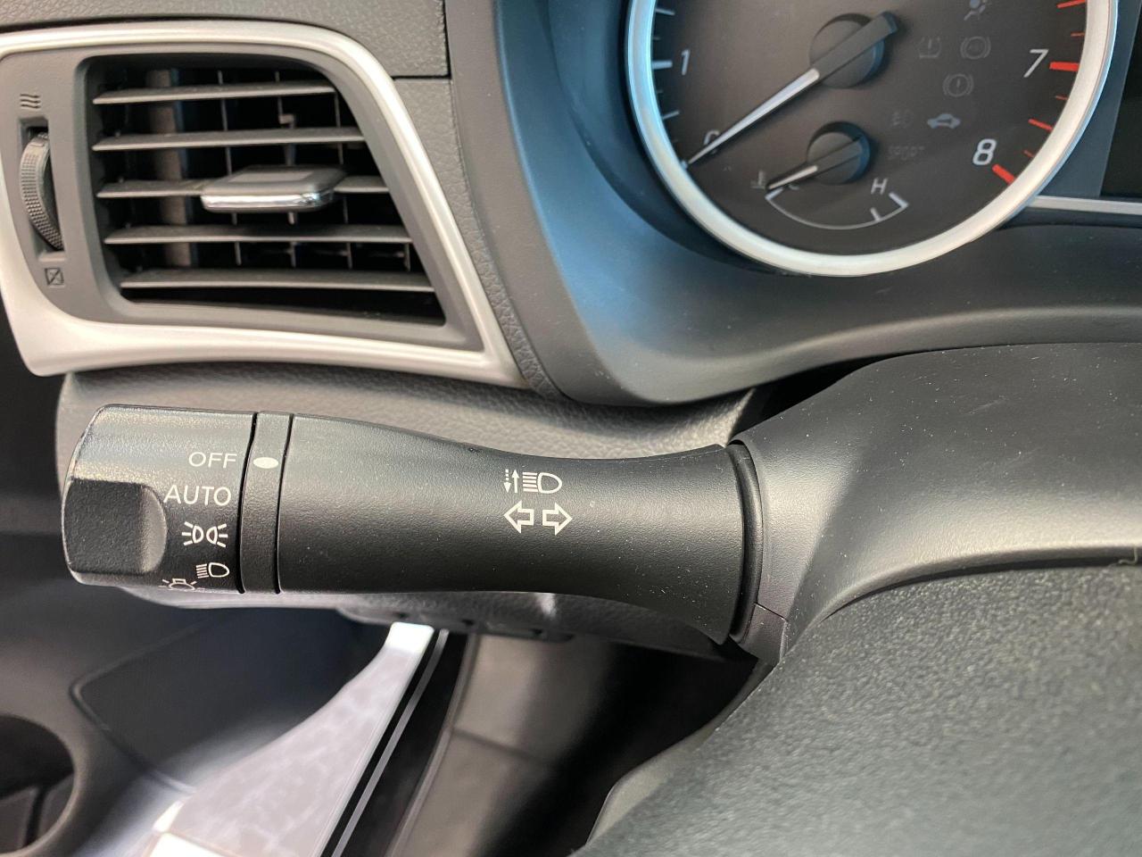2017 Nissan Sentra SV+Camera+Heated Seats+Sunroof+ACCIDENT FREE - Photo #52