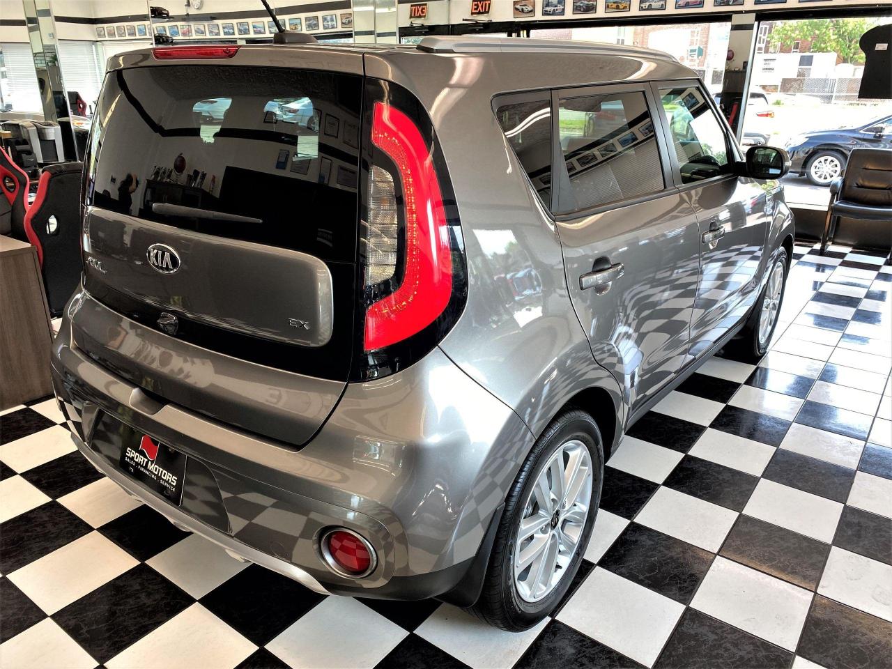 2017 Kia Soul EX Premium+ApplePlay+Heated Seats+CLEAN CARFAX - Photo #4