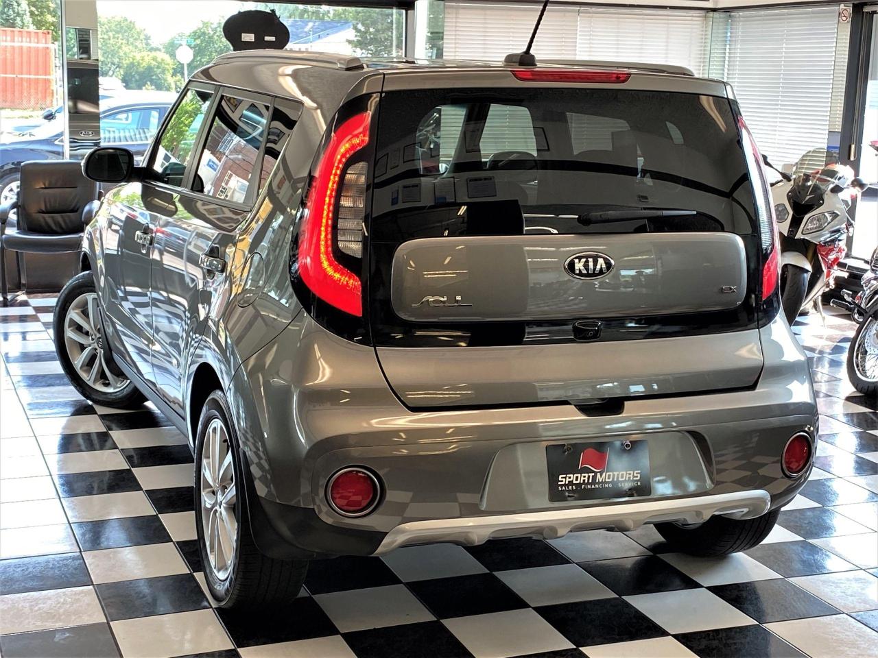 2017 Kia Soul EX Premium+ApplePlay+Heated Seats+CLEAN CARFAX - Photo #14