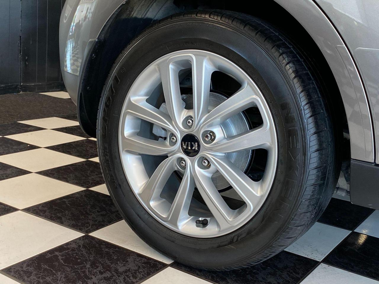 2017 Kia Soul EX Premium+ApplePlay+Heated Seats+CLEAN CARFAX - Photo #57