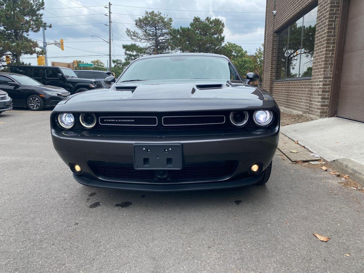 Used 2020 Dodge Challenger SXT for sale in Brampton, ON