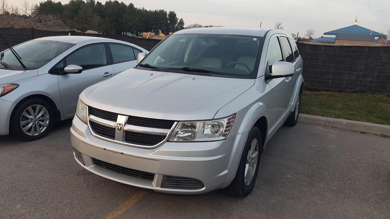 Photo of Silver 2009 Dodge Journey