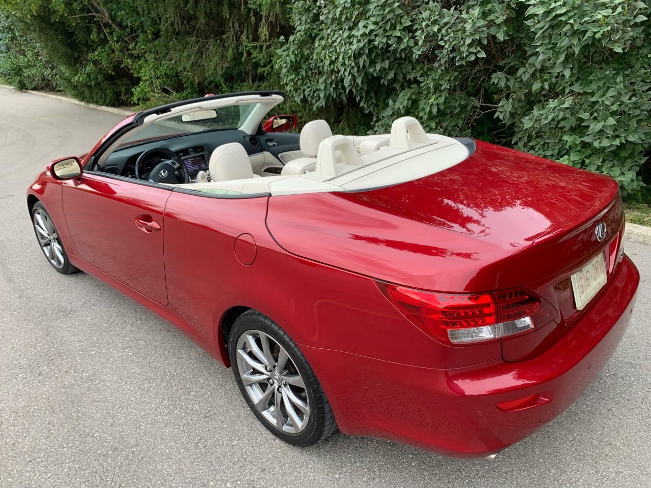 2013 Lexus IS 250 ISC 250-CONVERTIBLE/HARDTOP-GPS/NAVI-ONLY 86K KMS! Photo3