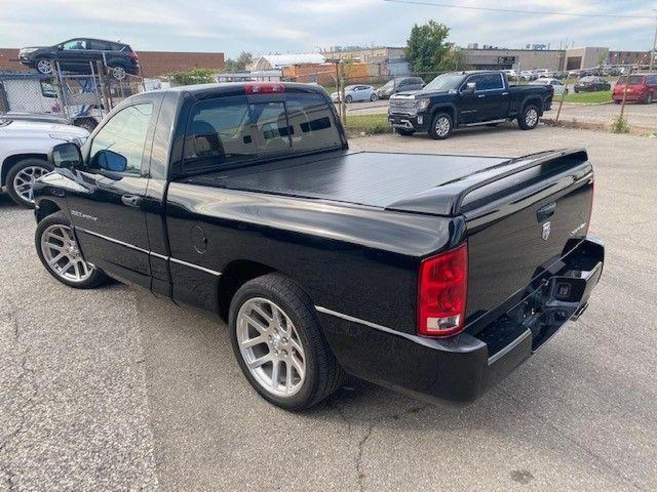 2005 Dodge Ram SRT-10 Photo3