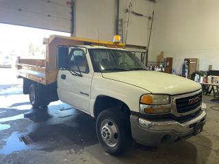 2005 GMC Sierra 3500 Dump Truck - Photo #9