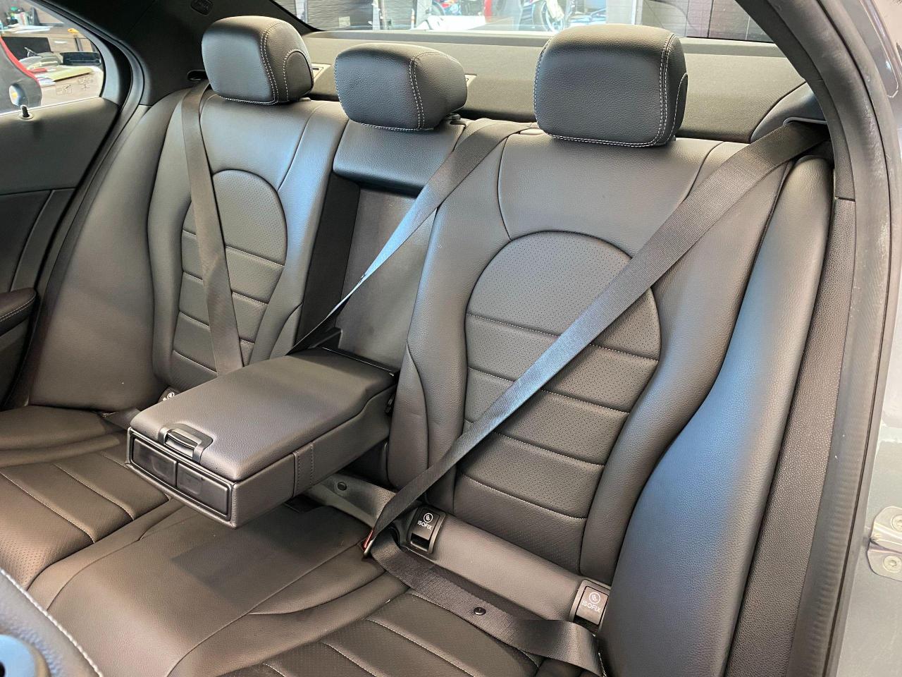 2019 Mercedes-Benz C-Class C 300 AMG PKG 4Matic+Finance @2.99%+CLEAN CARFAX - Photo #25