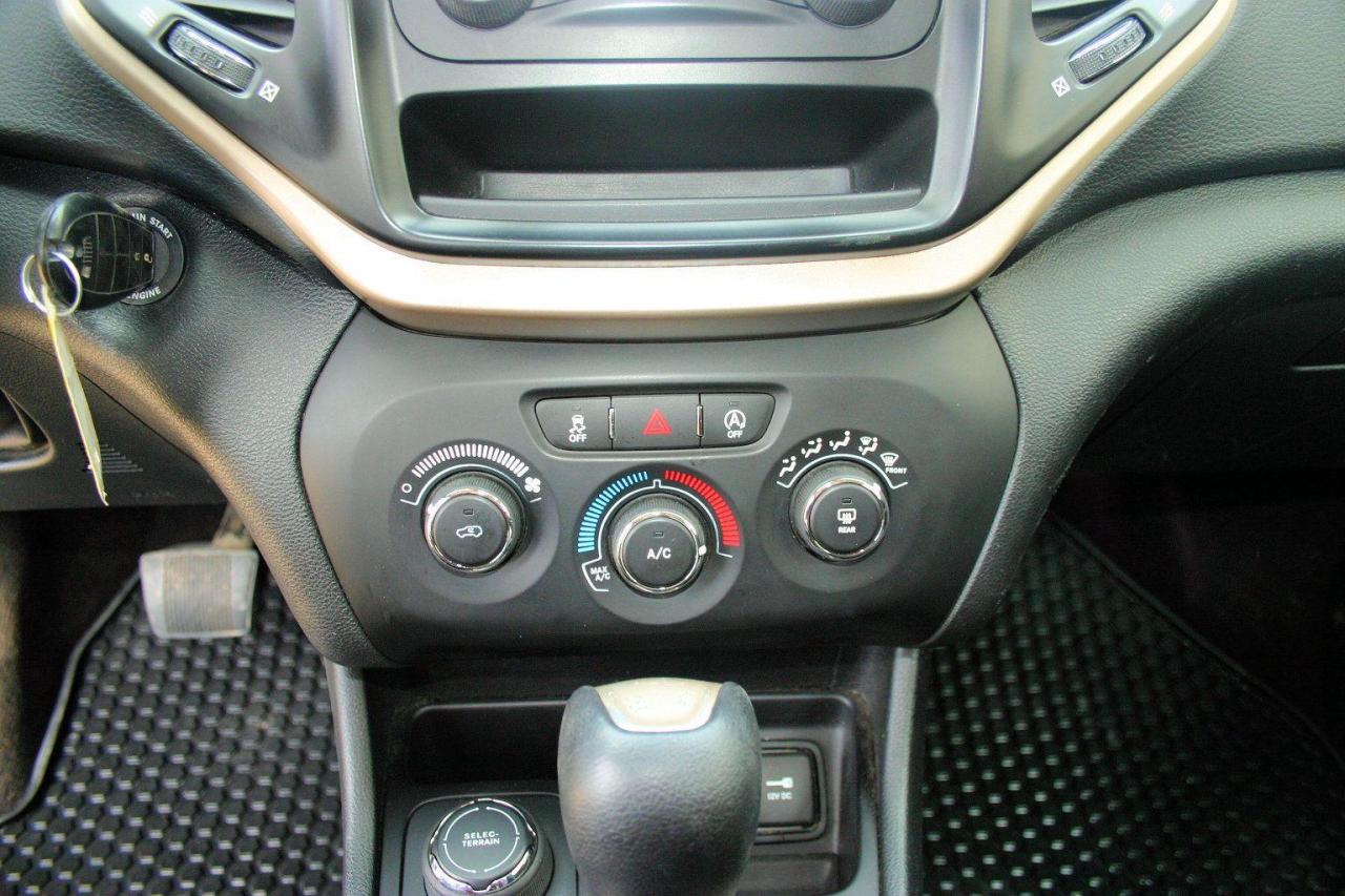 2016 Jeep Cherokee 4X4 V6 Heated Seats Remote Start - Photo #16