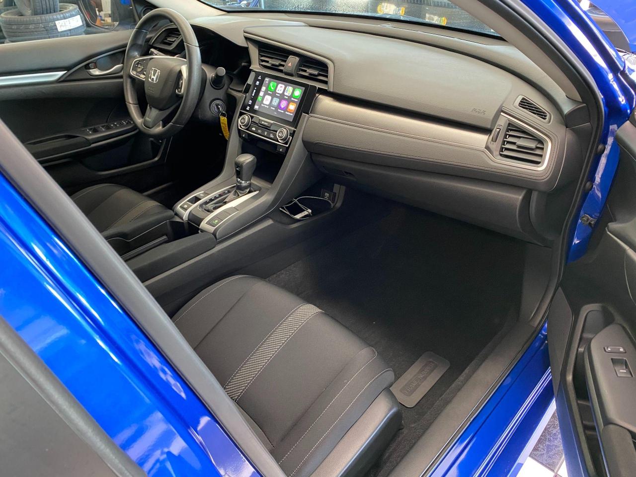 2017 Honda Civic LX+ApplePlay+Camera+Heated Seats+CLEAN CARFAX Photo18