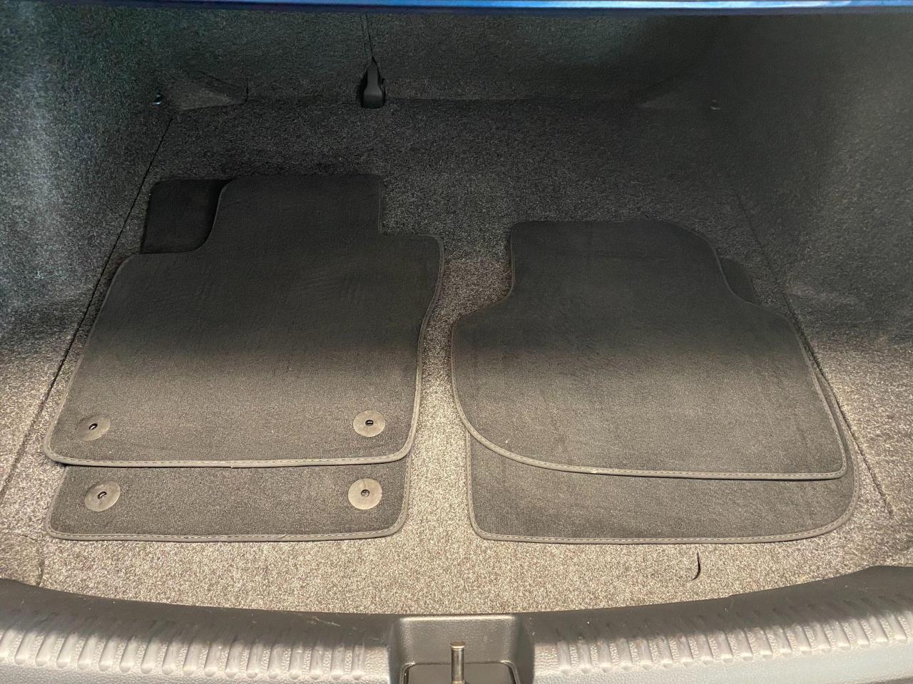 2017 Volkswagen Jetta Trendline+Camera+ApplePlay+HeatedSeats+CLEANCARFAX - Photo #26