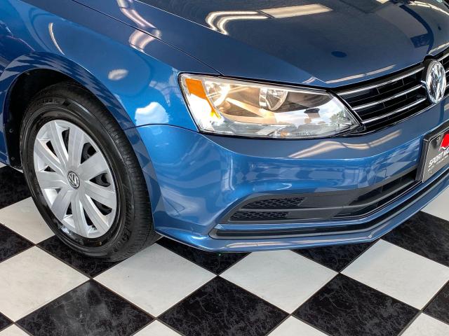 2017 Volkswagen Jetta Trendline+Camera+ApplePlay+HeatedSeats+CLEANCARFAX Photo38