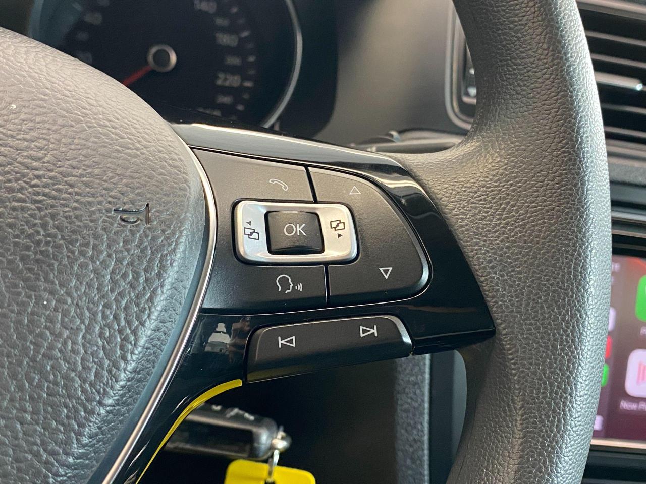 2017 Volkswagen Jetta Trendline+Camera+ApplePlay+HeatedSeats+CLEANCARFAX - Photo #49