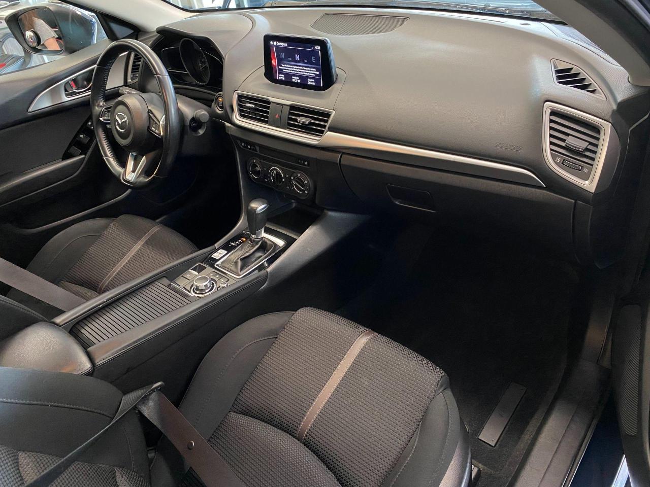 2018 Mazda MAZDA3 GS+GPS+Camera+Roof+Heated Steering+CLEAN CARFAX - Photo #19