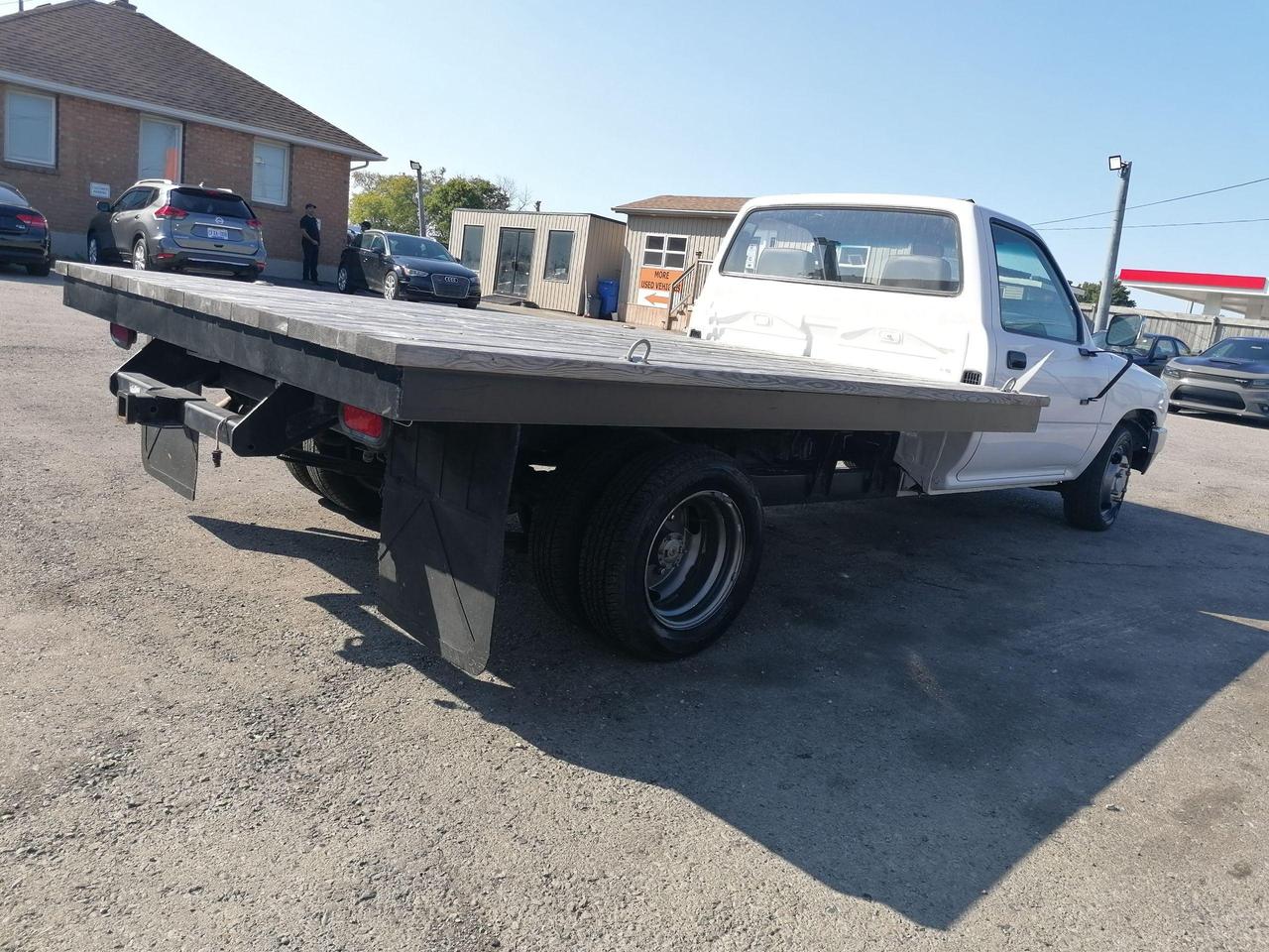 1989 Toyota Tacoma DUALLY*FLAT DECK*ONLY 58,000 MILES*NEW TIRES*AS IS Photo4