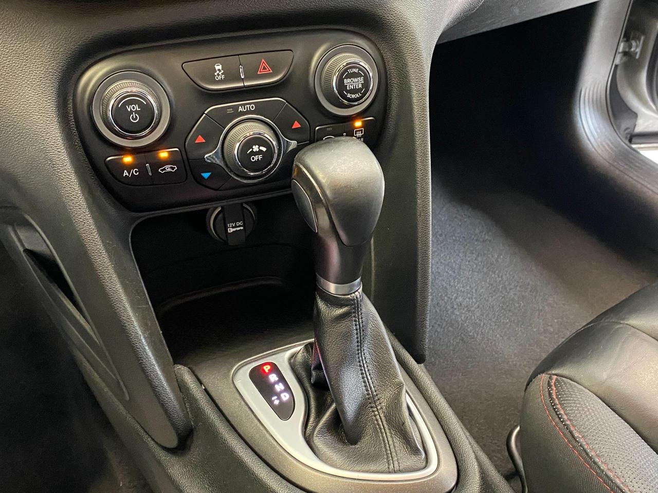 2015 Dodge Dart GT+GPS+Heated Leather+Camera+CLEAN CARFAX+ - Photo #39
