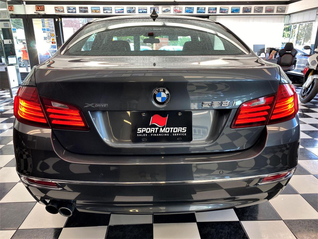 2016 BMW 5 Series 528i xDrive+GPS+Roof+Sensors+Xenons+CLEAN CARFAX Photo3