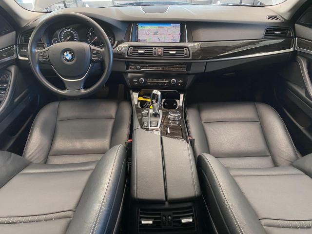 2016 BMW 5 Series 528i xDrive+GPS+Roof+Sensors+Xenons+CLEAN CARFAX Photo8