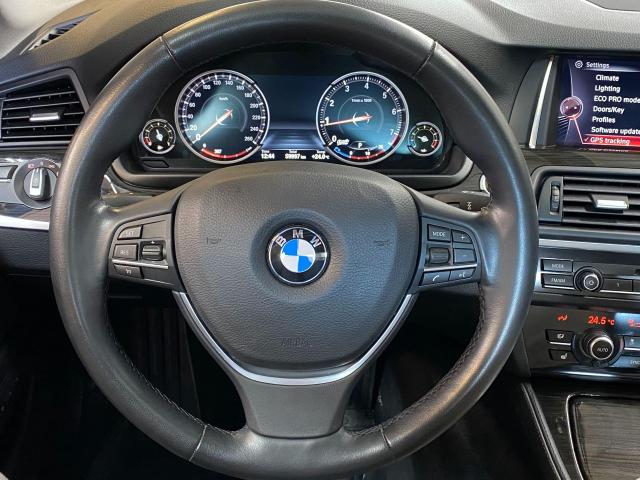 2016 BMW 5 Series 528i xDrive+GPS+Roof+Sensors+Xenons+CLEAN CARFAX Photo9