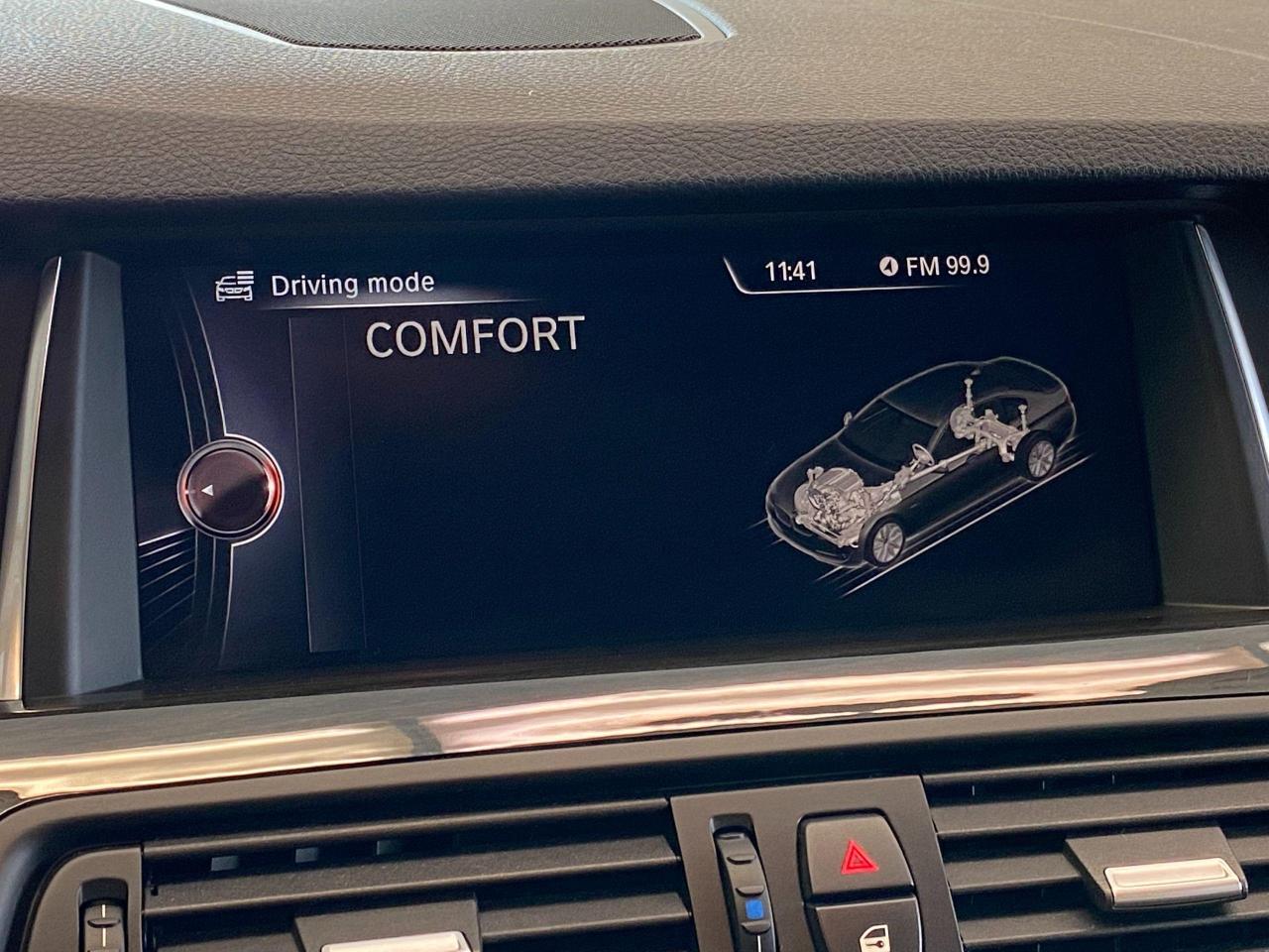 2016 BMW 5 Series 528i xDrive+GPS+Roof+Sensors+Xenons+CLEAN CARFAX - Photo #18