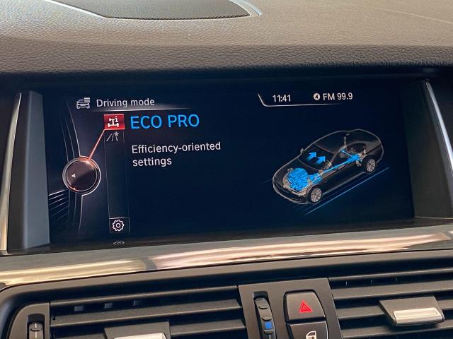 2016 BMW 5 Series 528i xDrive+GPS+Roof+Sensors+Xenons+CLEAN CARFAX Photo20