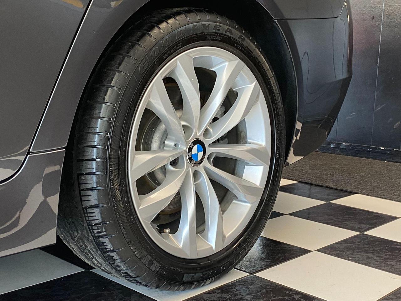 2016 BMW 5 Series 528i xDrive+GPS+Roof+Sensors+Xenons+CLEAN CARFAX - Photo #63