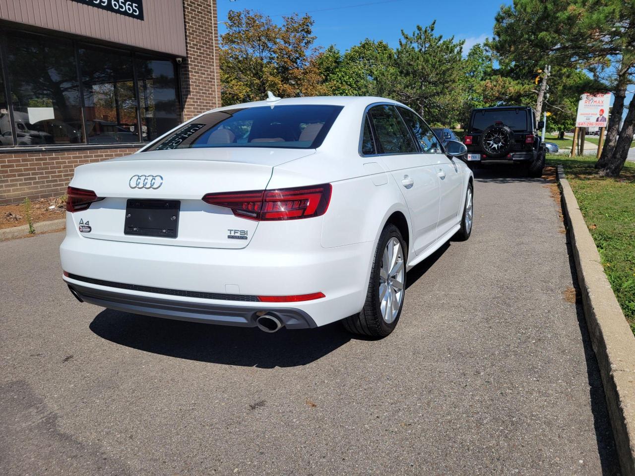 2018 Audi A4 Komfort Photo3