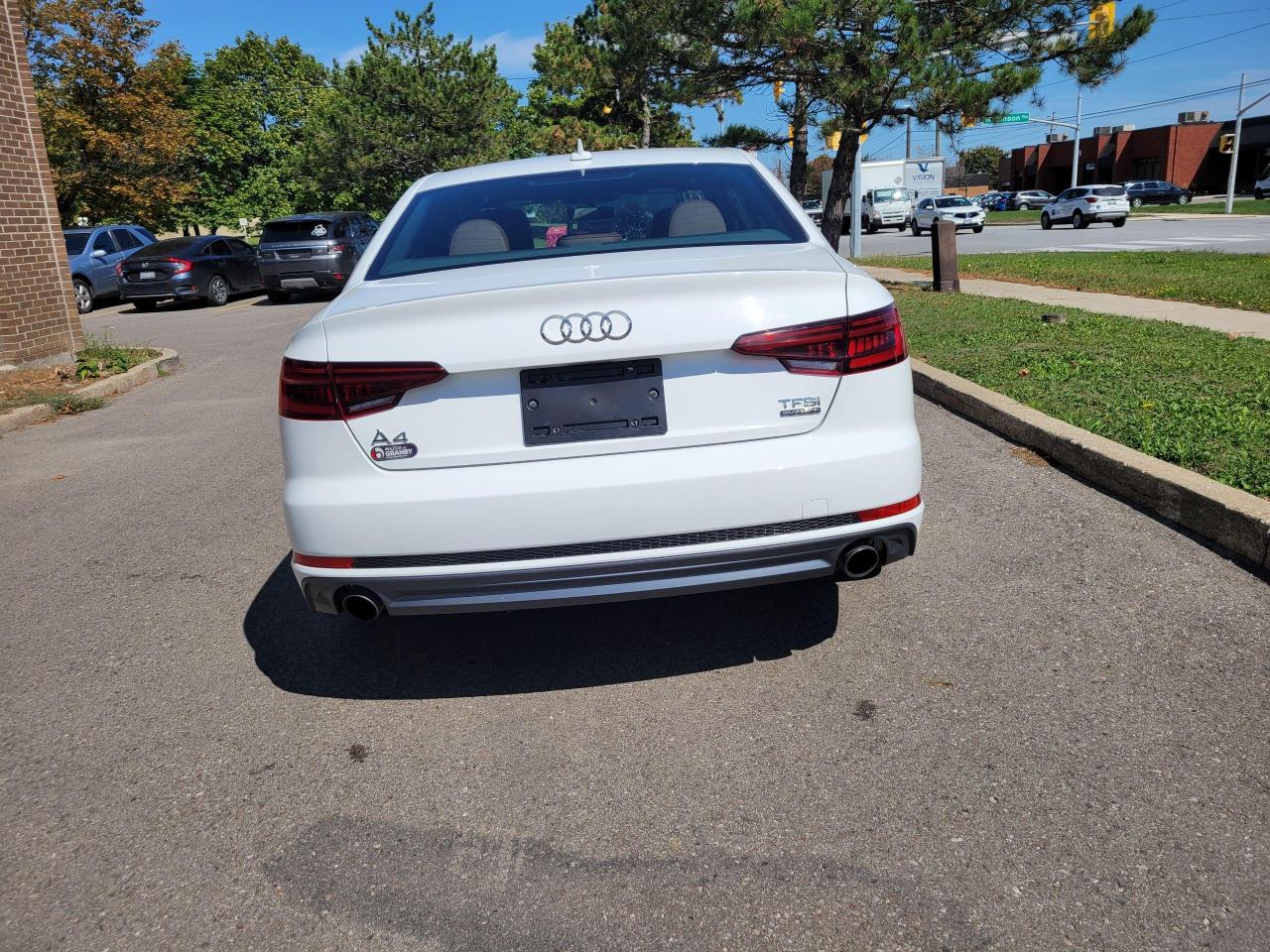 2018 Audi A4 Komfort Photo4