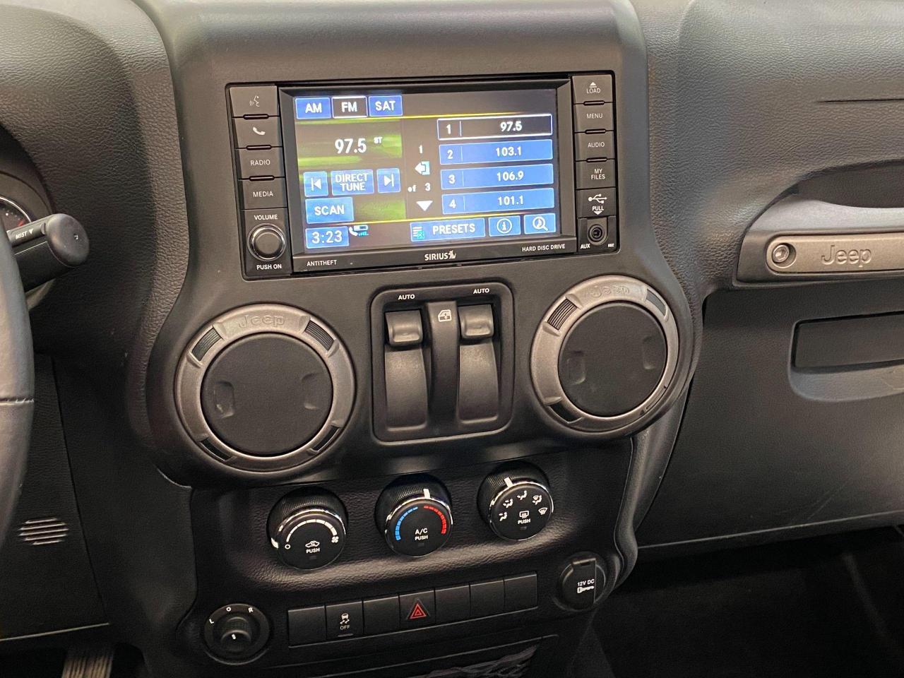 2016 Jeep Wrangler Sport+LED Lights+HARD TOP & SOFT TOP+CLEAN CARFAX - Photo #10