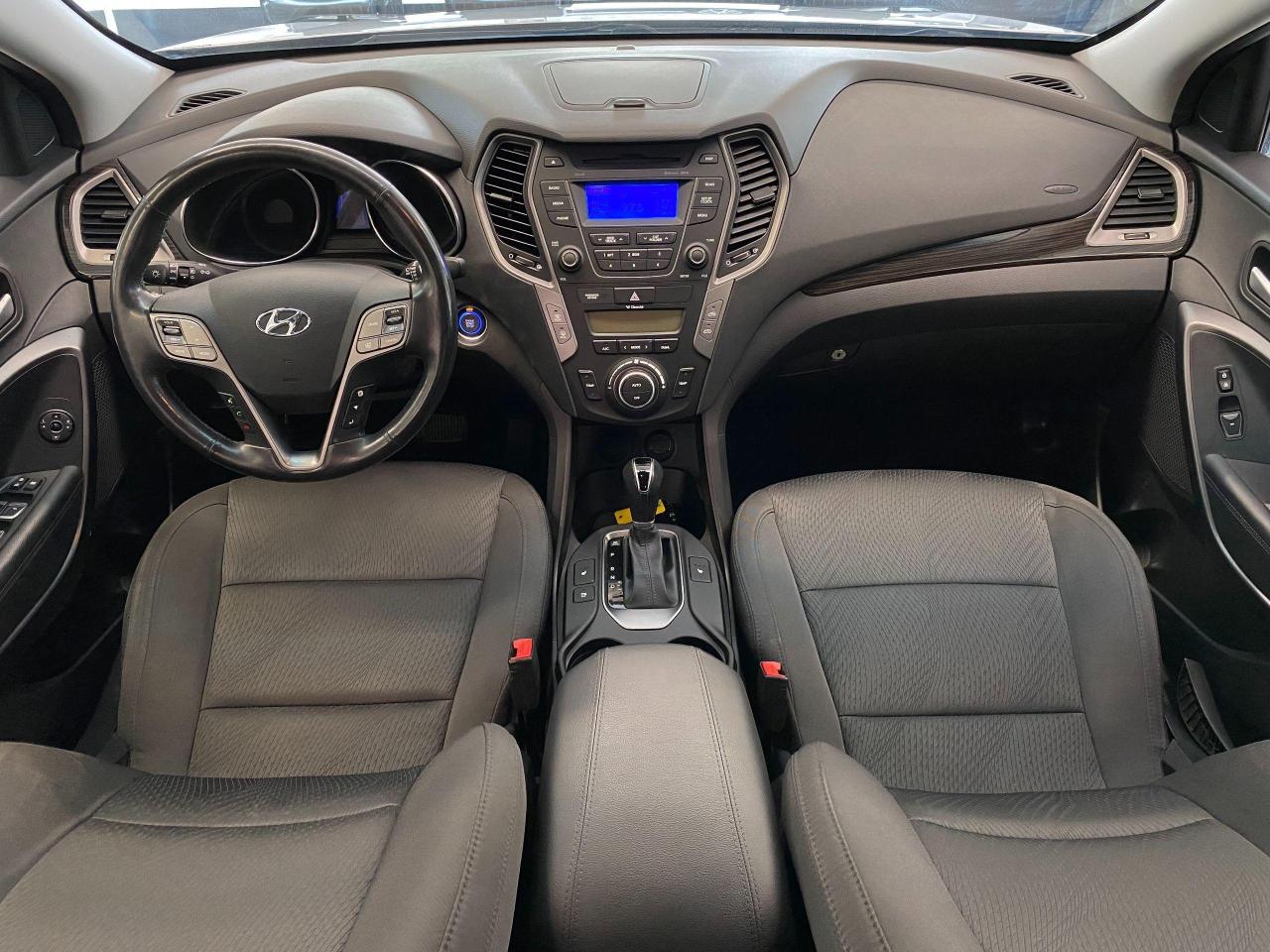 2014 Hyundai Santa Fe Sport Sport 2.0T AWD+Heated Seats+Bluetooth+CLEAN CARFAX - Photo #9