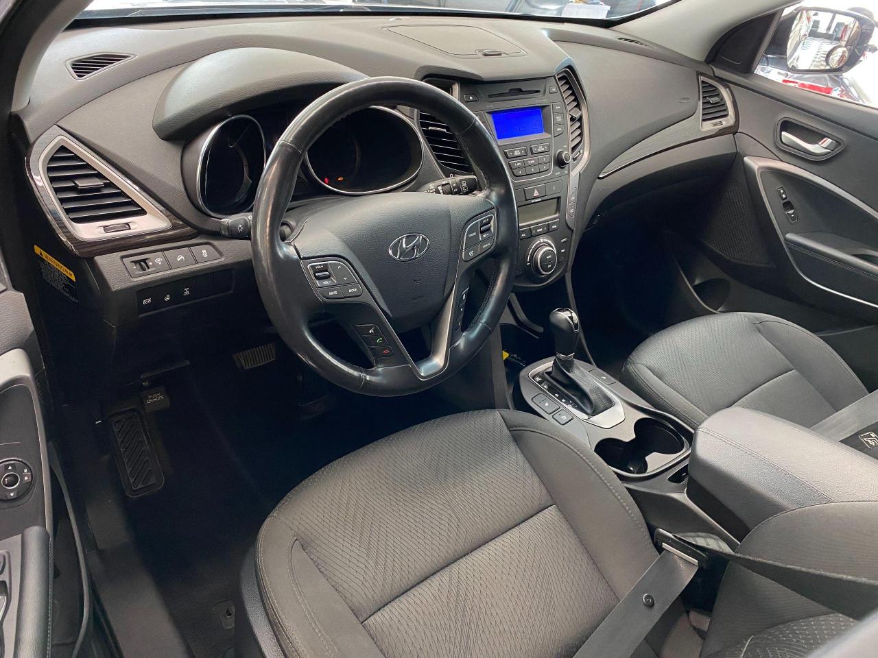 2014 Hyundai Santa Fe Sport Sport 2.0T AWD+Heated Seats+Bluetooth+CLEAN CARFAX - Photo #18