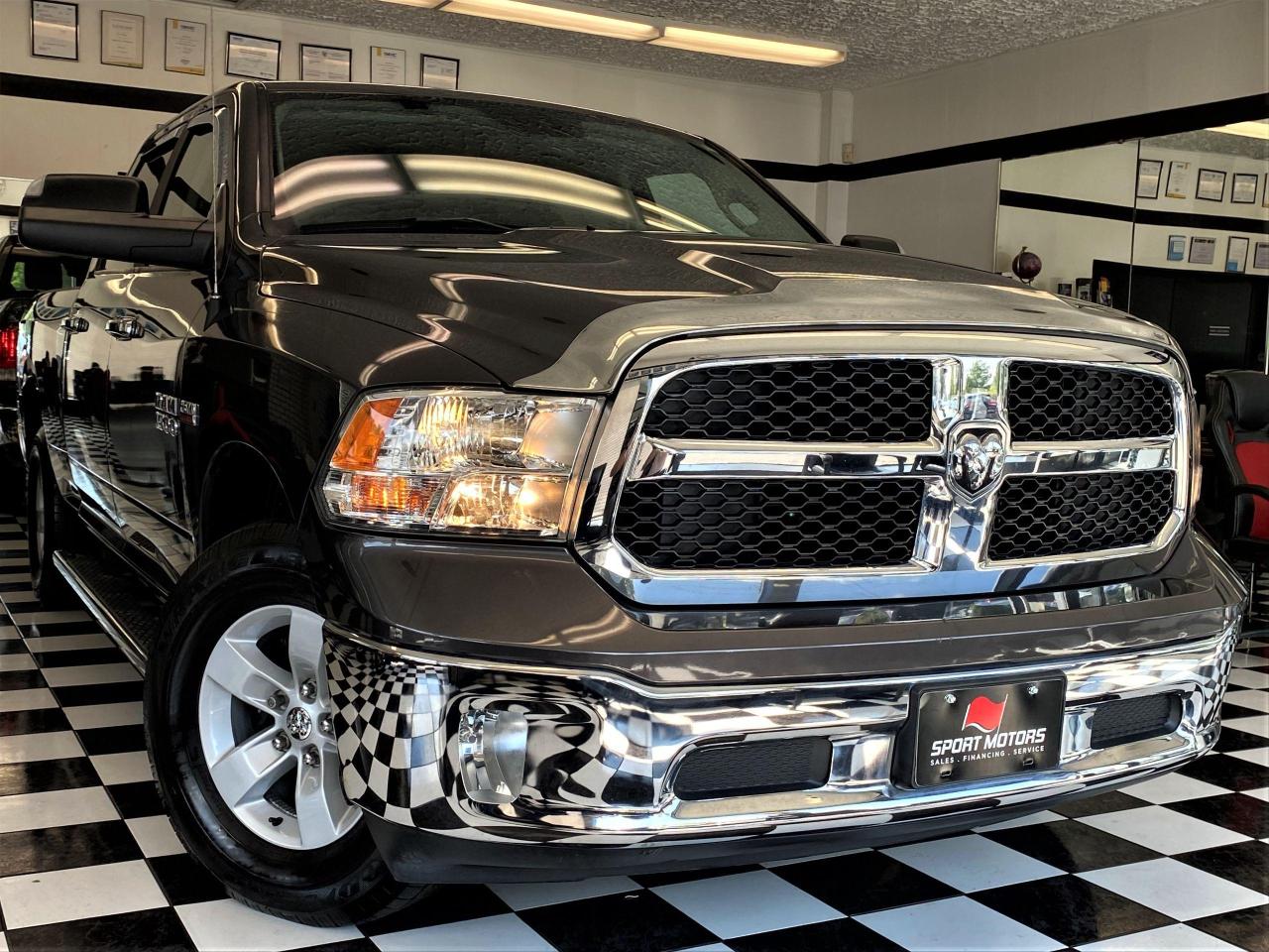 2018 RAM 1500 SLT 5.7L V8 HEMI 4x4 CREW+ApplePlay+CLEAN CARFAX Photo17