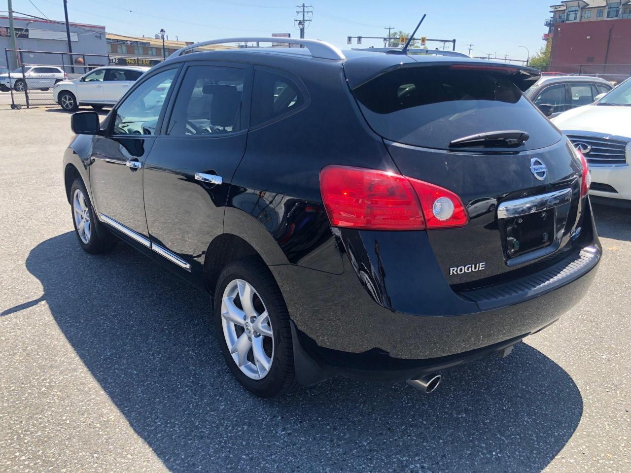 2012 Nissan Rogue SL FULLY LOADED - Photo #4