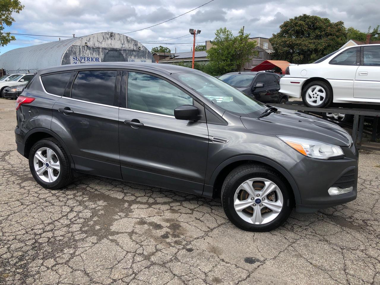 2015 Ford Escape FWD 4dr SE Photo3