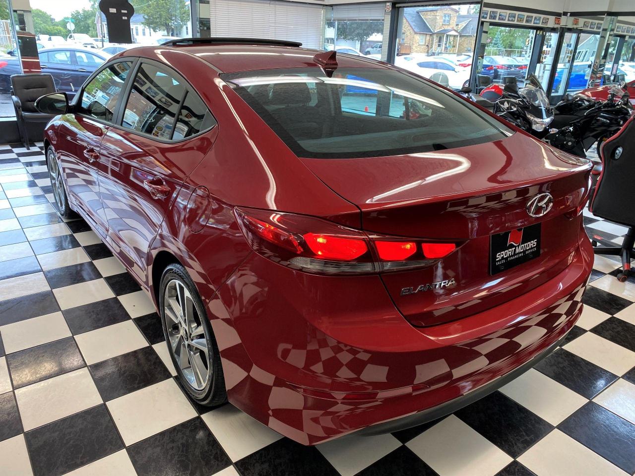 2017 Hyundai Elantra GLS+Sunroof+ApplePlay+Camera+CLEAN CARFAX Photo2